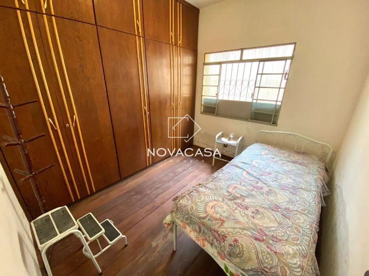 Imagem Casa com 3 Quartos à Venda, 147 m² em Heliópolis - Belo Horizonte