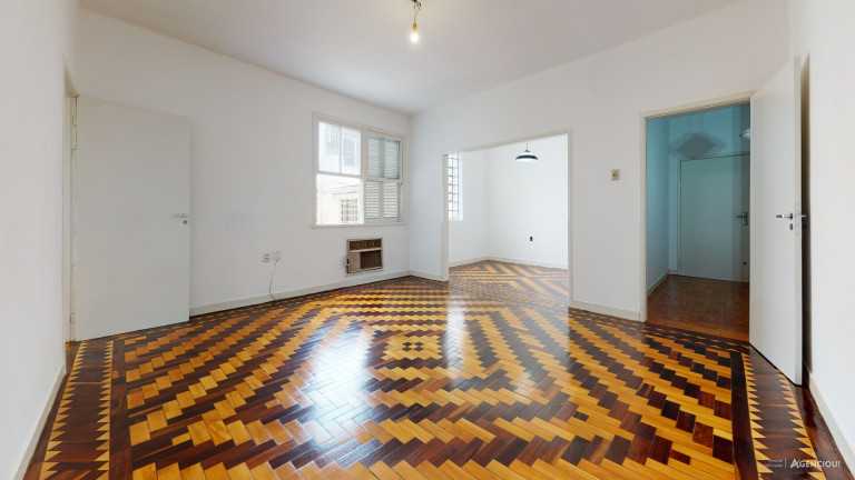Imagem Apartamento com 3 Quartos à Venda, 108 m² em Santana - Porto Alegre