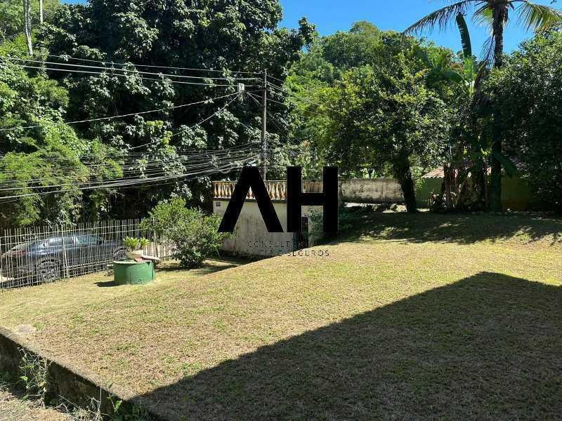Imagem Casa com 4 Quartos à Venda, em Muriqui - Niterói Imagem Casa com 4 Quartos à Venda, em Muriqui - Niterói