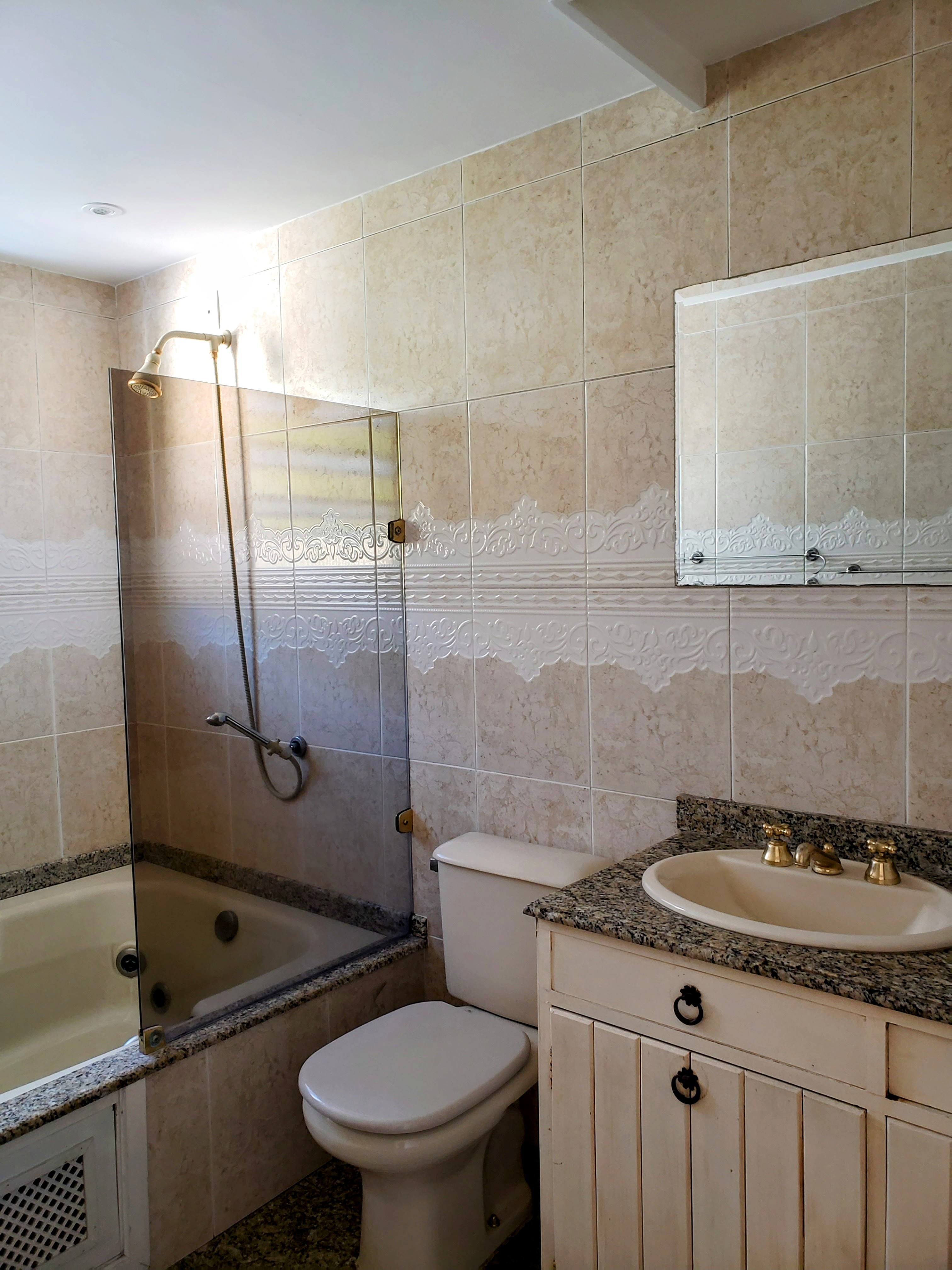 Imagem Apartamento com 3 Quartos à Venda, 130 m²em Centro - Petrópolis Imagem Apartamento com 3 Quartos à Venda, 130 m²em Centro - Petrópolis