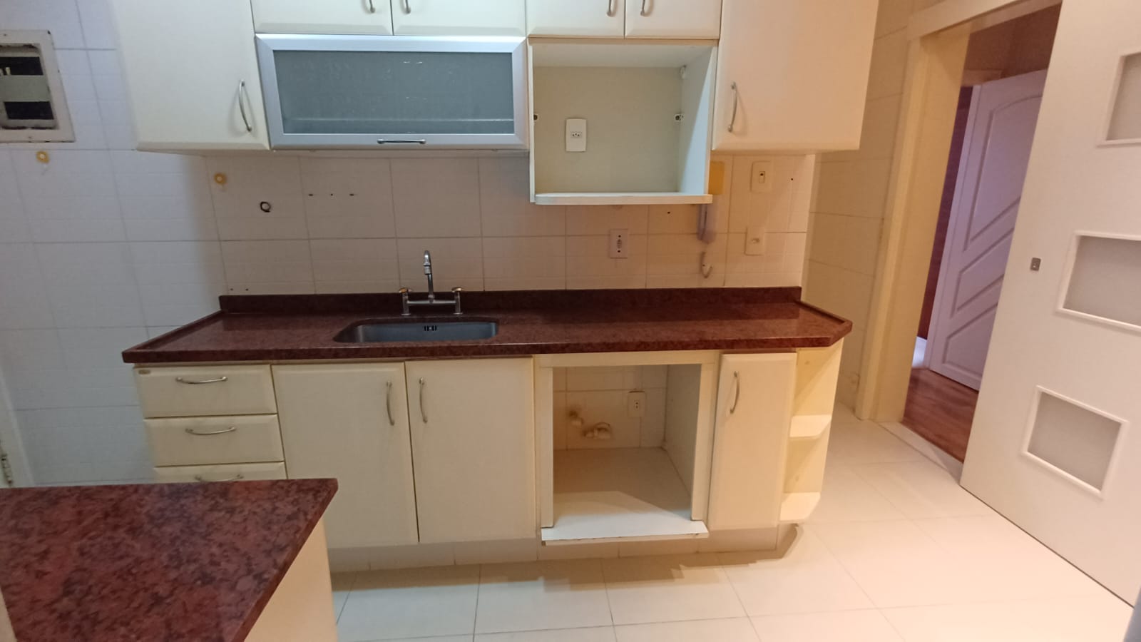 Imagem Apartamento com 3 Quartos à Venda, 87 m²em Copacabana - Rio de Janeiro