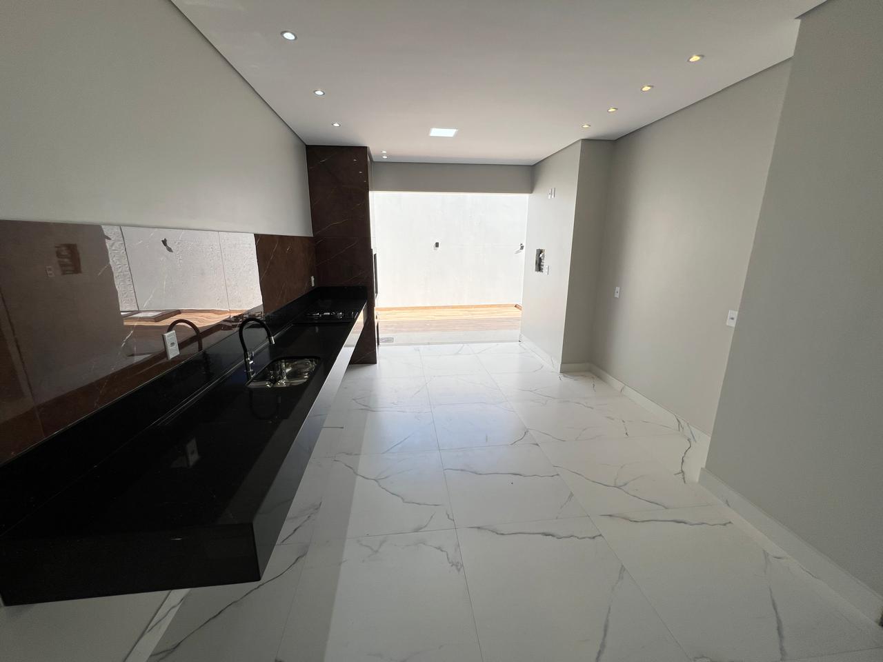 Imagem Casa de Condomínio com 3 Quartos à Venda, 170 m²em Ponta Negra - Manaus