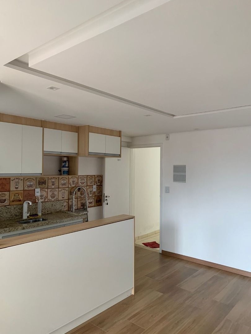Apartamento com 2 Quartos à Venda, 47 m² em Vila Curuçá - Santo André