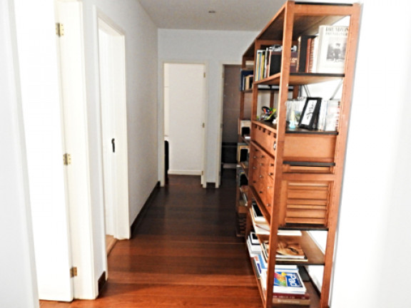 Imagem Apartamento com 4 Quartos à Venda, 272 m² em Leblon - Rio de Janeiro Imagem Apartamento com 4 Quartos à Venda, 272 m² em Leblon - Rio de Janeiro