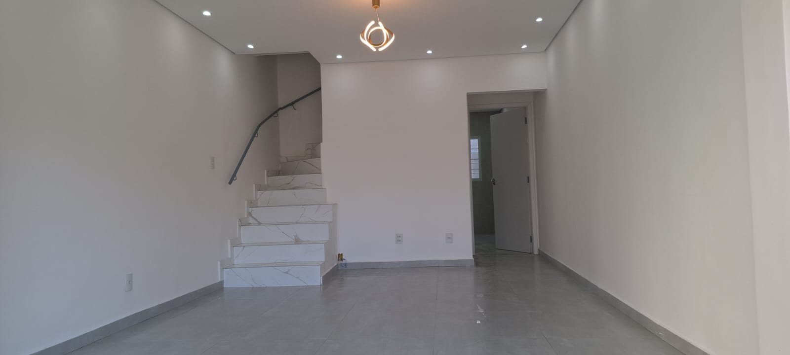Imagem Sala Comercial à Venda ou Locação, 60 m²em Santa Paula - São Caetano do Sul Imagem Sala Comercial à Venda ou Locação, 60 m²em Santa Paula - São Caetano do Sul