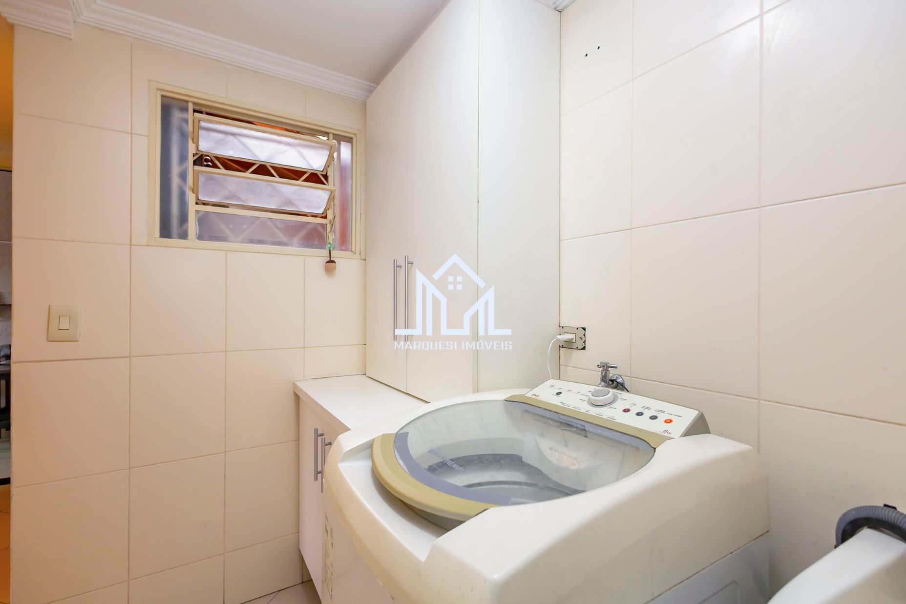 Imagem Sobrado com 3 Quartos à Venda, 172 m² em Santa Felicidade - Curitiba