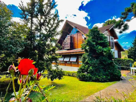 Imagem Casa com 3 Quartos à Venda, 1.000 m² em Capivari - Campos do Jordão
