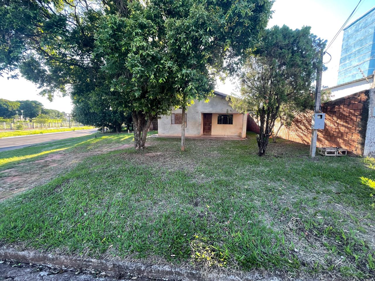 Imagem Casa com 2 Quartos à Venda, 60 m²em Centro - Naviraí