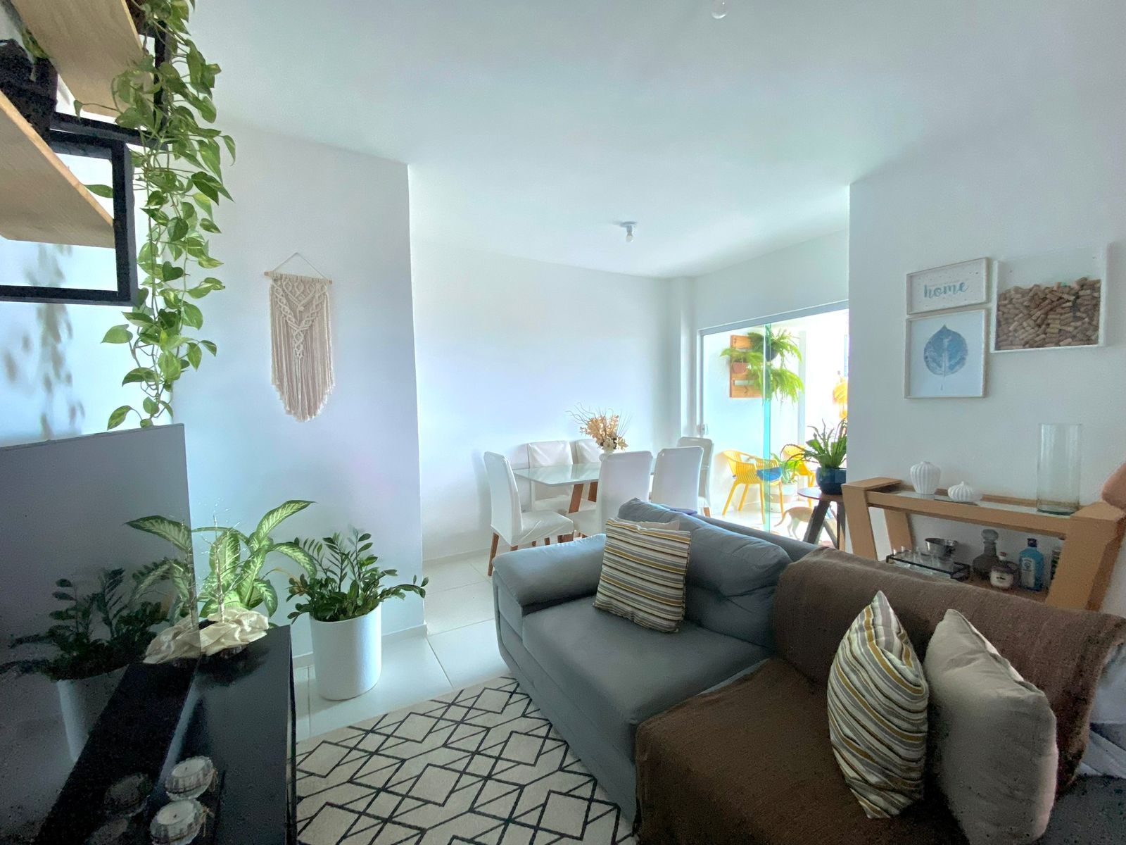 Imagem Apartamento com 2 Quartos à Venda, 67 m²em Piatã - Salvador