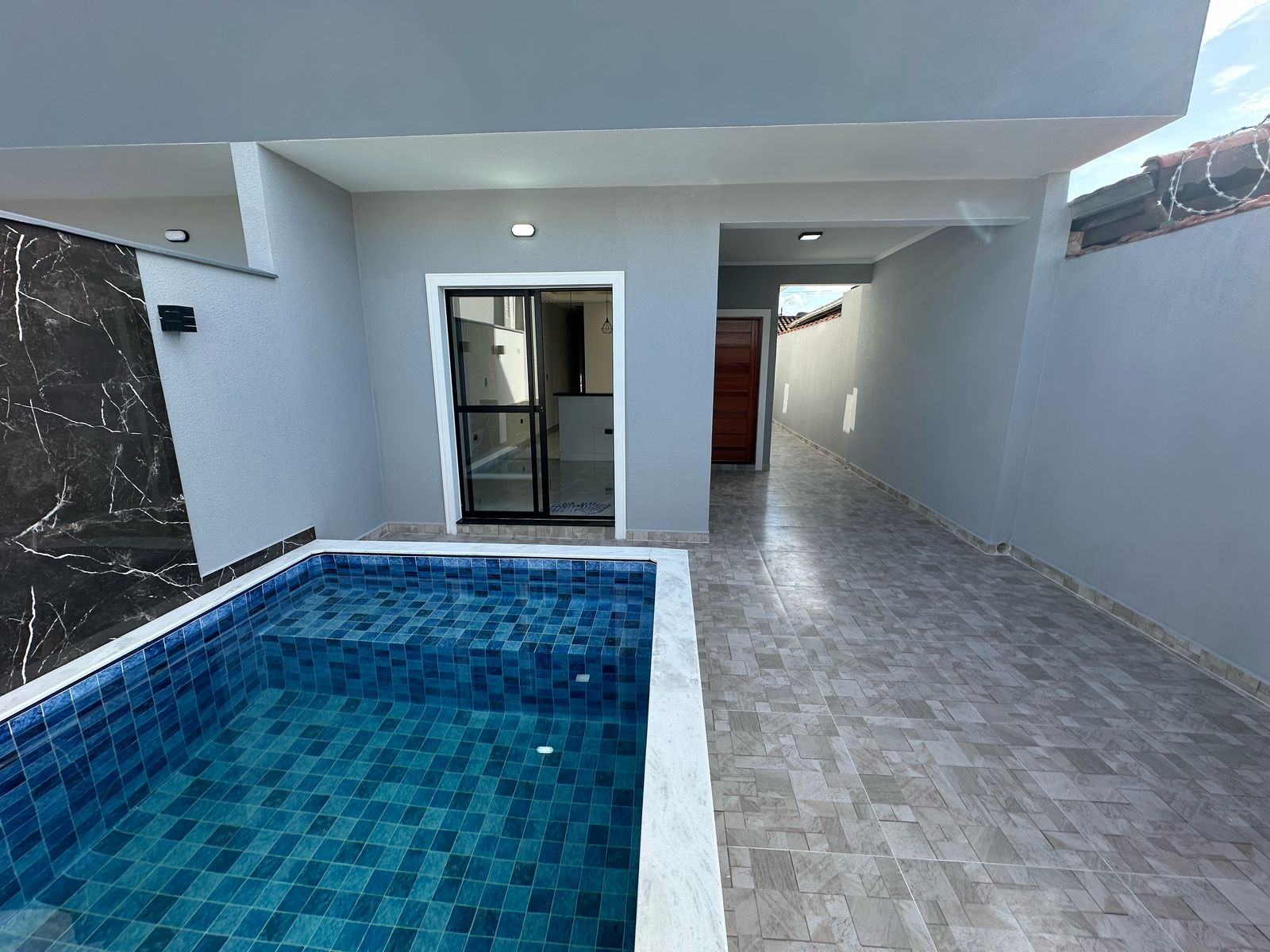 Imagem Casa com 2 Quartos à Venda, 68 m² em Balneário Anchieta - Mongaguá