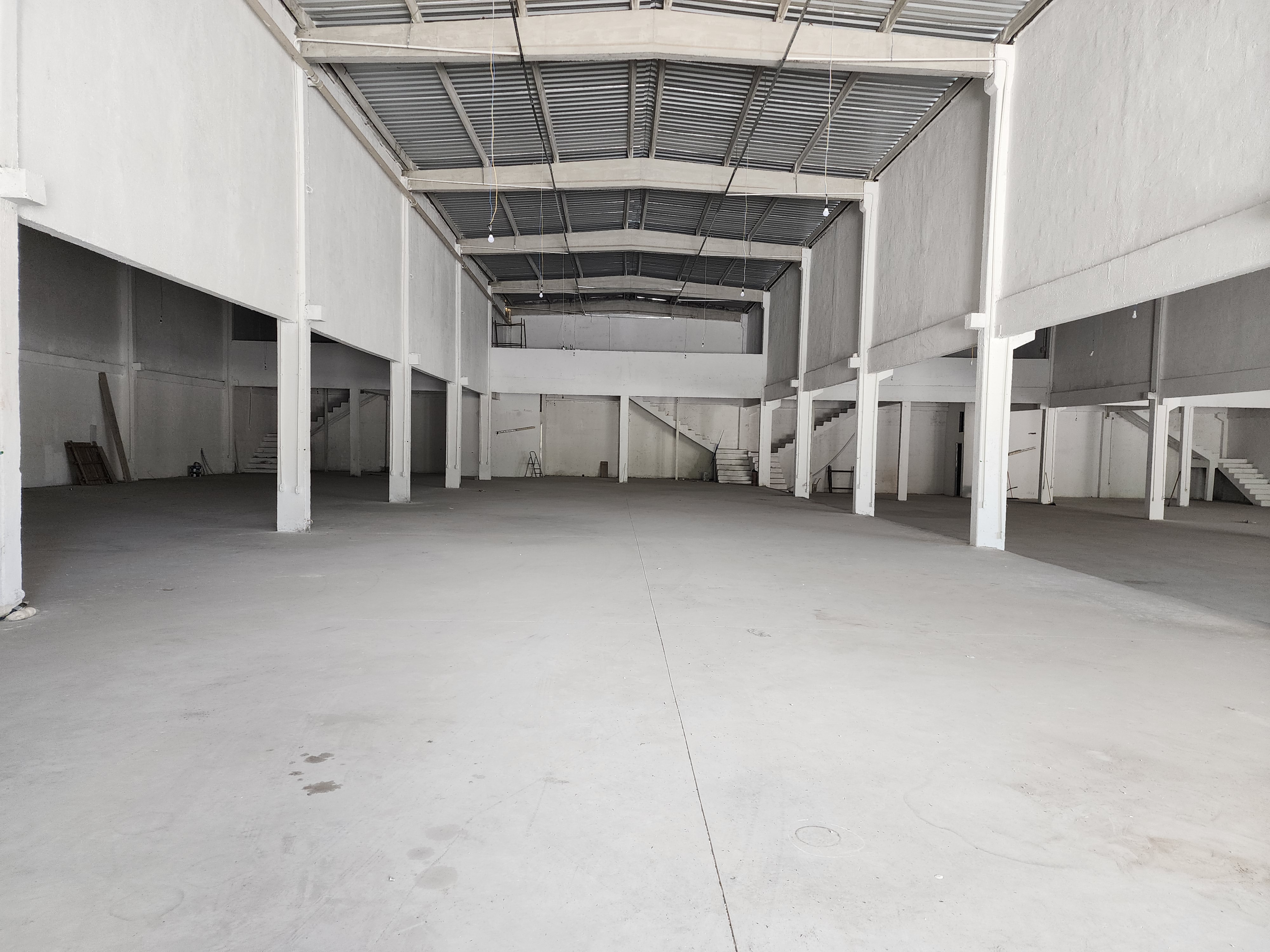 Imagem Ponto Comercial para Alugar, 450 m²em Cia I - Simões Filho Imagem Ponto Comercial para Alugar, 450 m²em Cia I - Simões Filho