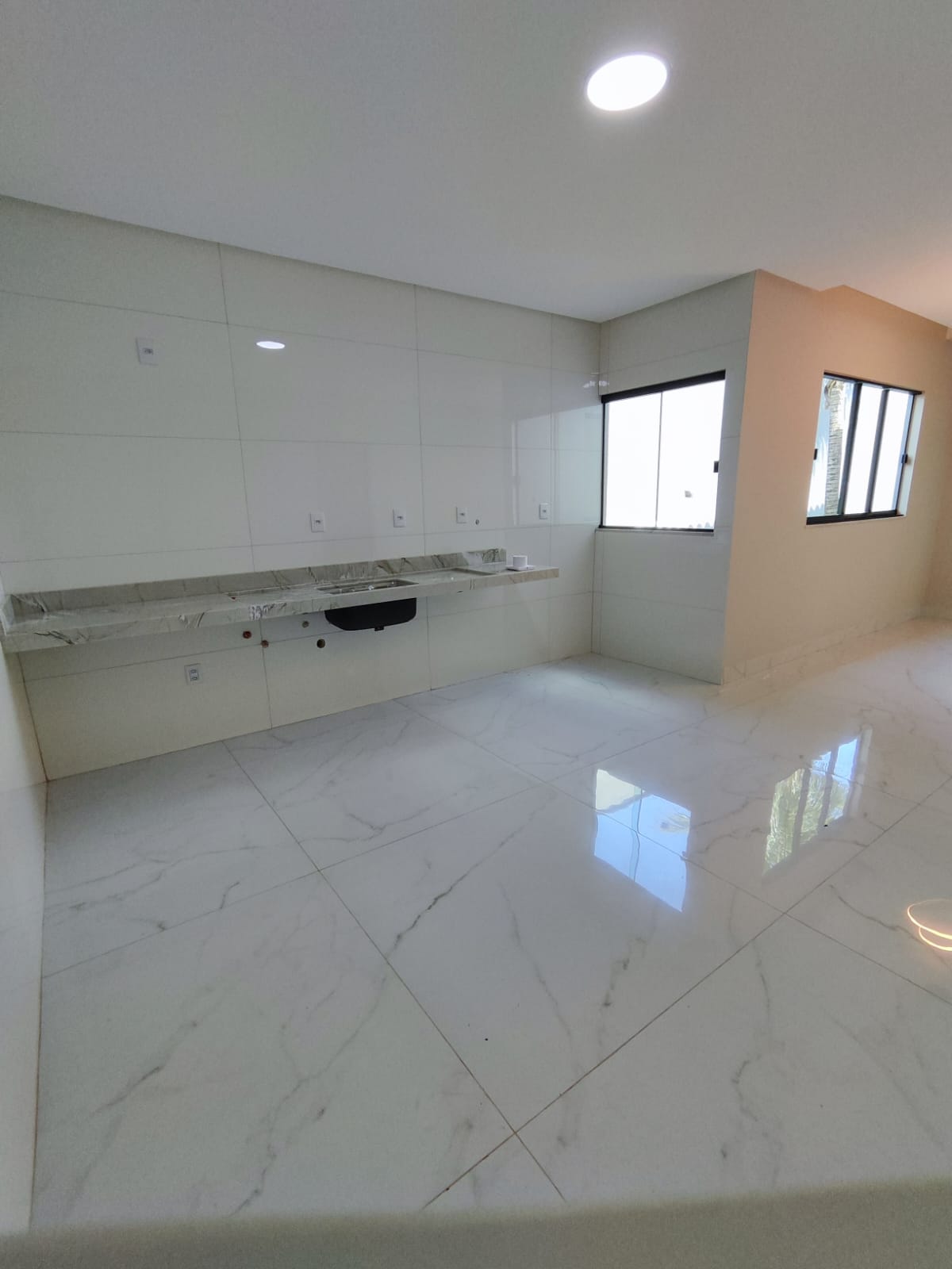 Imagem Casa com 3 Quartos à Venda, 245 m²em Vila Concórdia - Goiânia