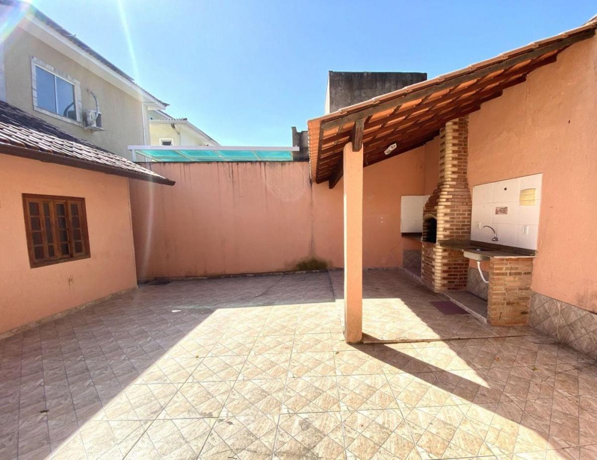 Imagem Casa com 3 Quartos à Venda, 100 m²em Serra Grande - Niterói Imagem Casa com 3 Quartos à Venda, 100 m²em Serra Grande - Niterói