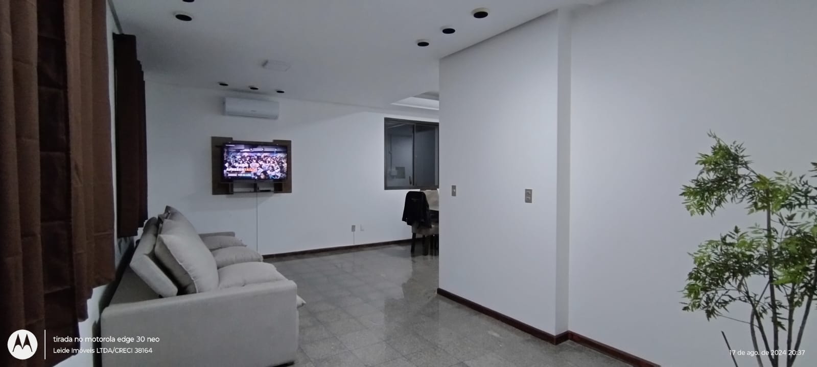 Imagem Sobrado com 8 Quartos à Venda, 444 m²em Centro - Florianópolis