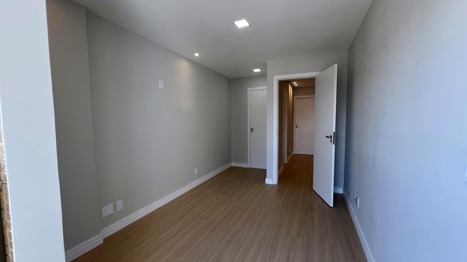 Imagem Apartamento com 2 Quartos à Venda, 55 m²em Praia da Costa - Vila Velha Imagem Apartamento com 2 Quartos à Venda, 55 m²em Praia da Costa - Vila Velha
