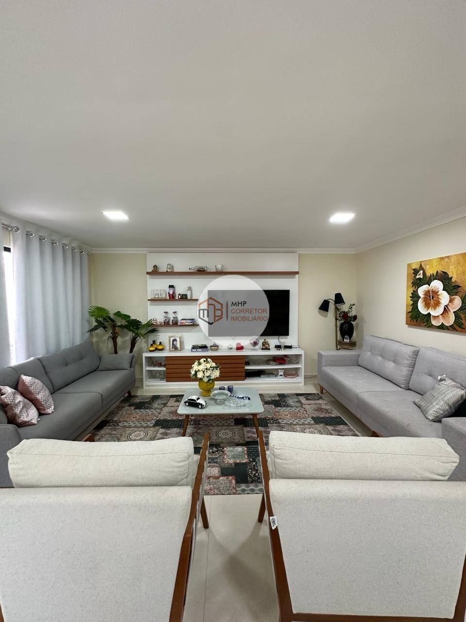 Imagem Casa de Condomínio com 4 Quartos à Venda, 204 m²em Nova São Pedro - São Pedro da Aldeia Imagem Casa de Condomínio com 4 Quartos à Venda, 204 m²em Nova São Pedro - São Pedro da Aldeia