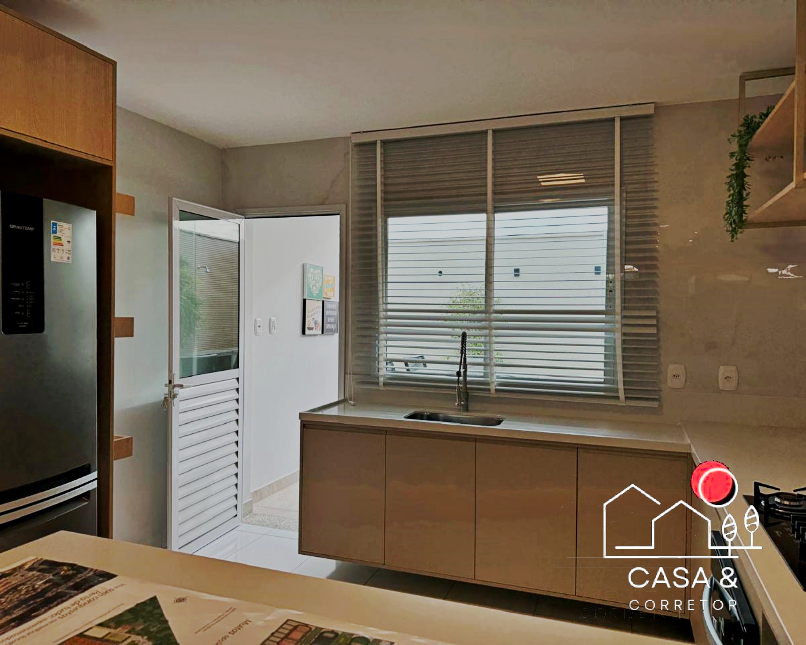 Imagem Casa de Condomínio com 3 Quartos à Venda, 258 m²em Flores - Manaus