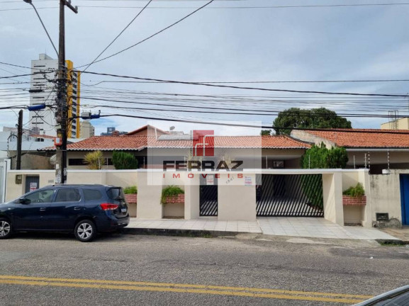 Casa com 3 Quartos à Venda ou Locação, 320 m² em Candelária - Natal