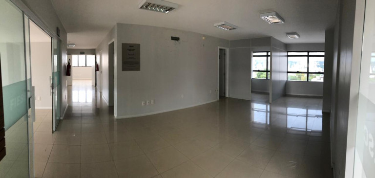 Imagem Sala Comercial à Venda, 254 m² em Centro - Criciúma Imagem Sala Comercial à Venda, 254 m² em Centro - Criciúma