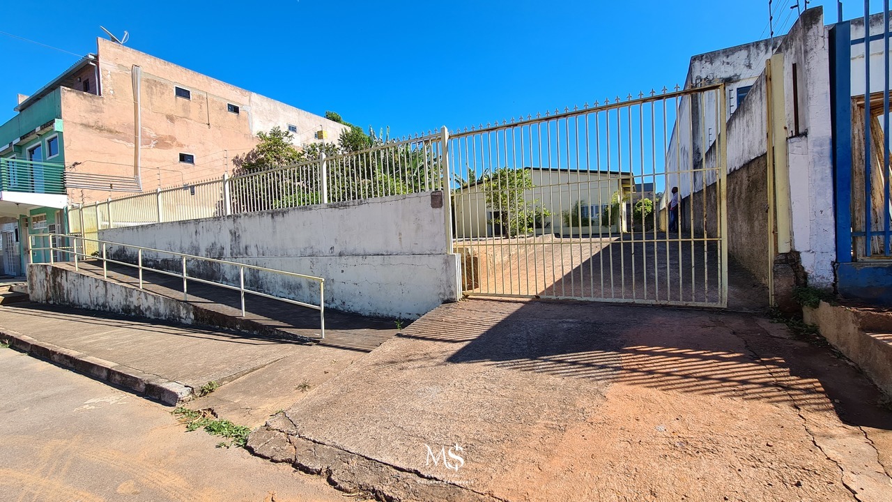Imagem Galpão à Venda ou Locação, 224 m² em Sobradinho - Brasília Imagem Galpão à Venda ou Locação, 224 m² em Sobradinho - Brasília