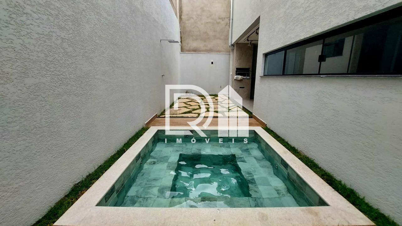 Imagem Casa com 4 Quartos à Venda, 285 m² em Guará II - Brasília Imagem Casa com 4 Quartos à Venda, 285 m² em Guará II - Brasília