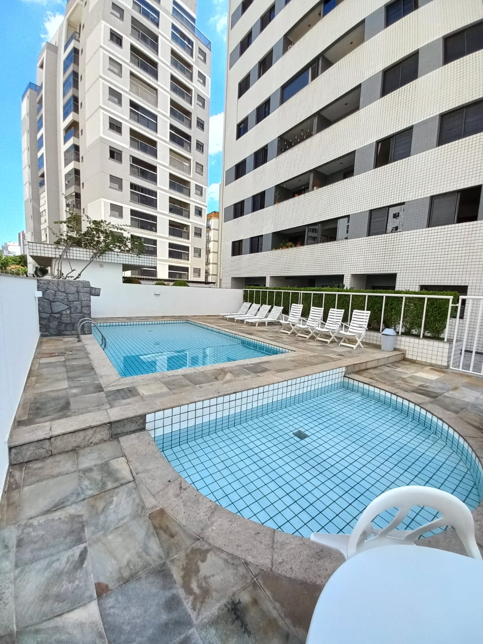 Imagem Apartamento com 3 Quartos à Venda, 108 m²em Cambuí - Campinas