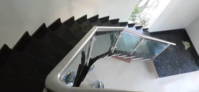 Imagem Sobrado com 4 Quartos à Venda, 300 m²em Morada Nobre - Valparaíso de Goiás Imagem Sobrado com 4 Quartos à Venda, 300 m²em Morada Nobre - Valparaíso de Goiás