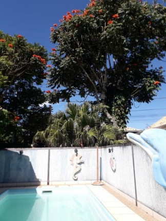 Imagem Casa de Condomínio com 4 Quartos à Venda, 200 m² em Vargem Grande - Teresópolis