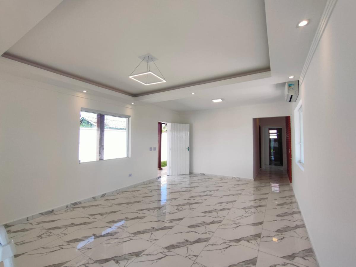 Imagem Casa com 3 Quartos à Venda, 150 m²em Jardim Regina - Itanhaém Imagem Casa com 3 Quartos à Venda, 150 m²em Jardim Regina - Itanhaém