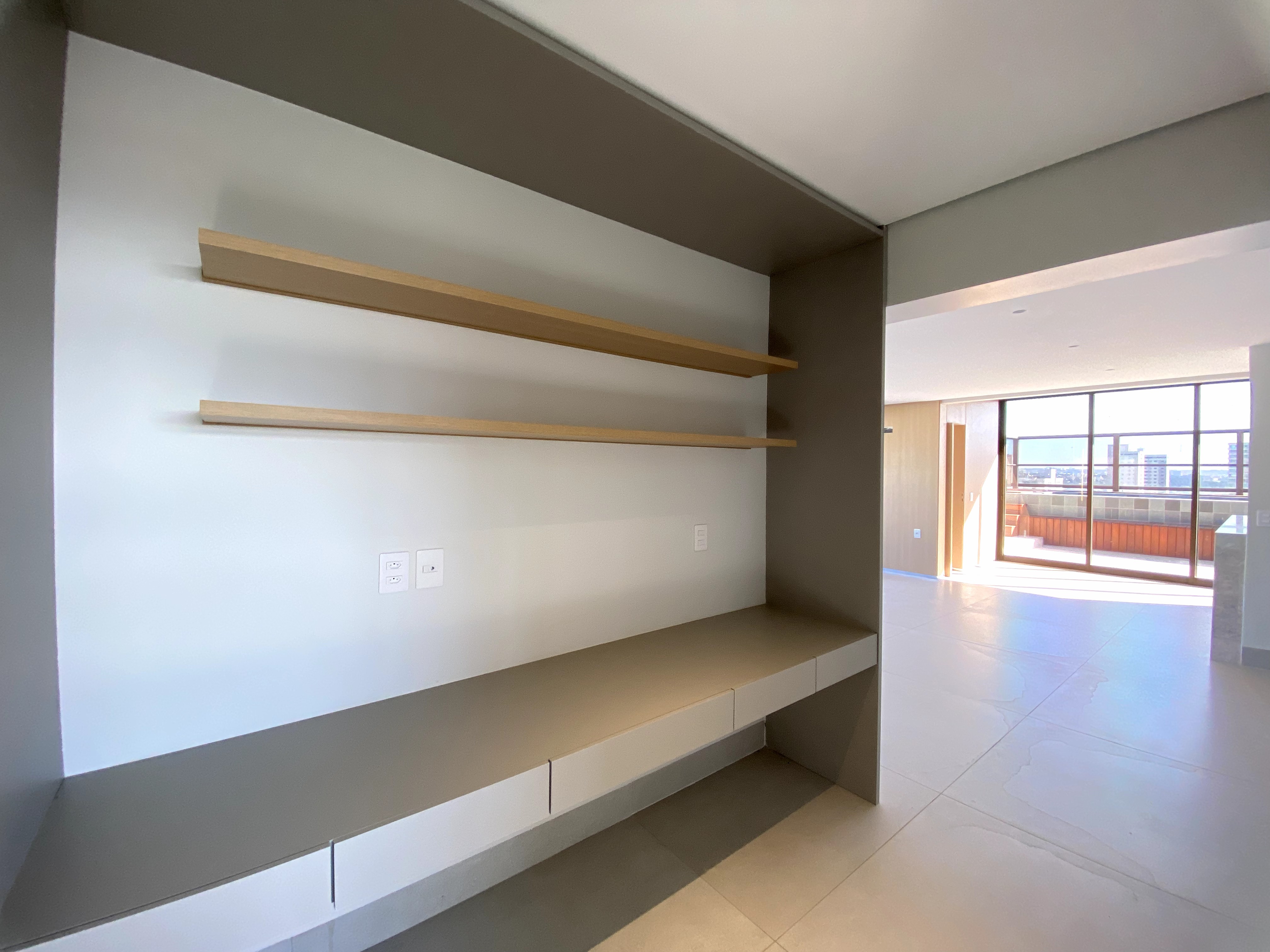 Imagem Apartamento com 4 Quartos à Venda, 216 m²em Martins - Uberlândia