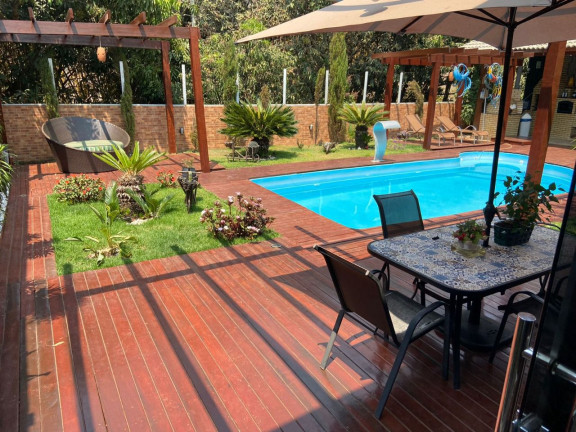 Imagem Casa com 3 Quartos à Venda, 800 m² em Setor Habitacional Arniqueira (Águas Claras) - Brasília Imagem Casa com 3 Quartos à Venda, 800 m² em Setor Habitacional Arniqueira (Águas Claras) - Brasília