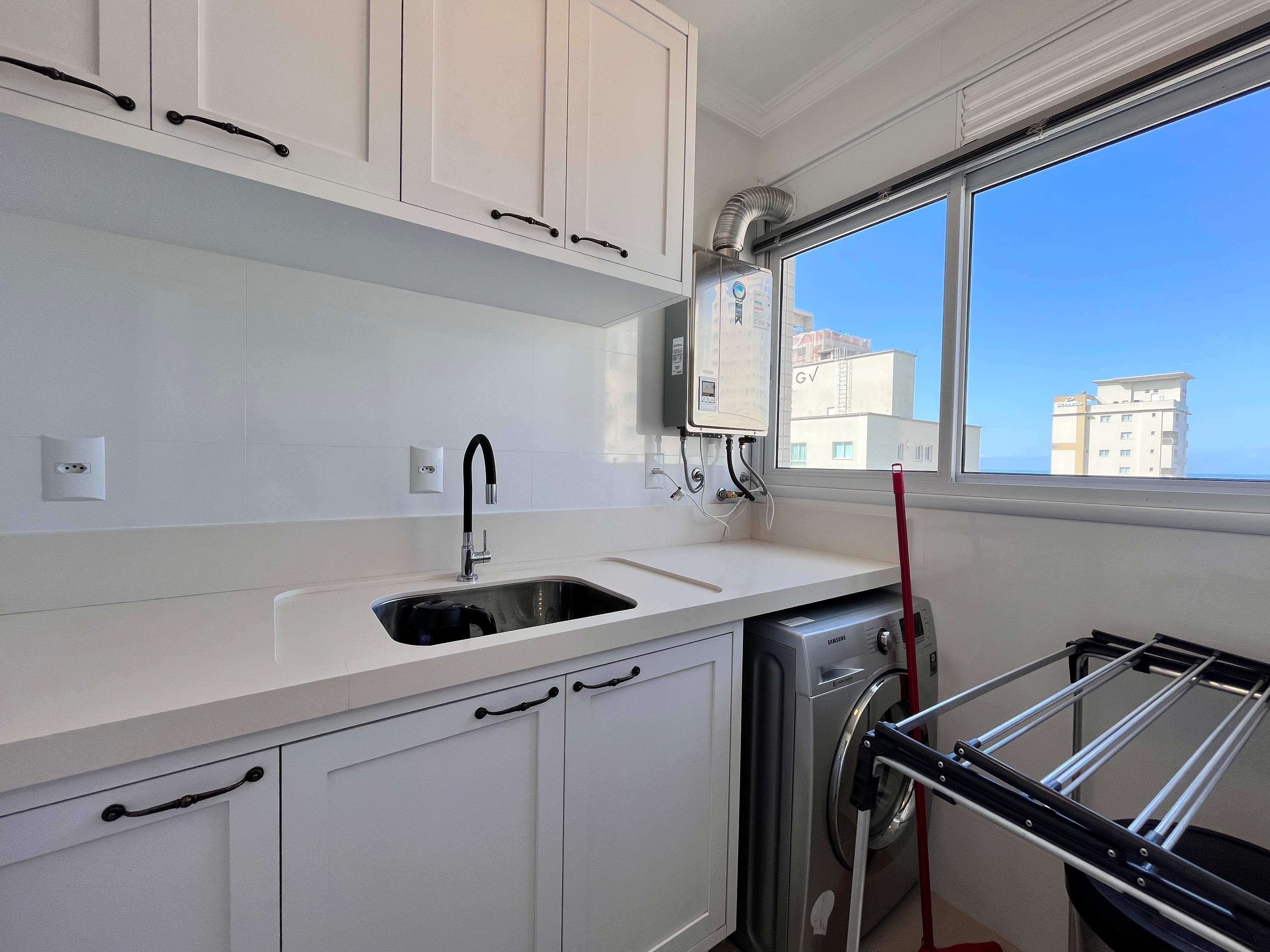 Imagem Apartamento com 3 Quartos à Venda, 125 m²em Meia praia  - Itapema