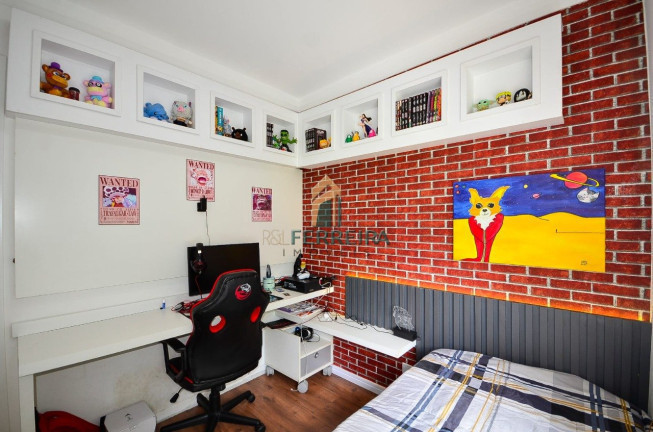 Imagem Sobrado com 3 Quartos à Venda,  em Santa Cândida - Curitiba