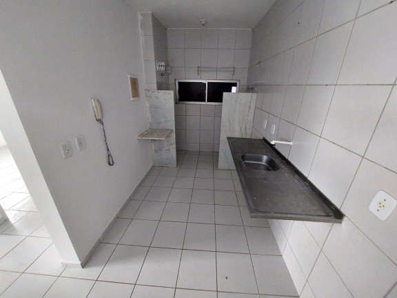Imagem Apartamento com 2 Quartos para Alugar,  em Pitimbu - Natal