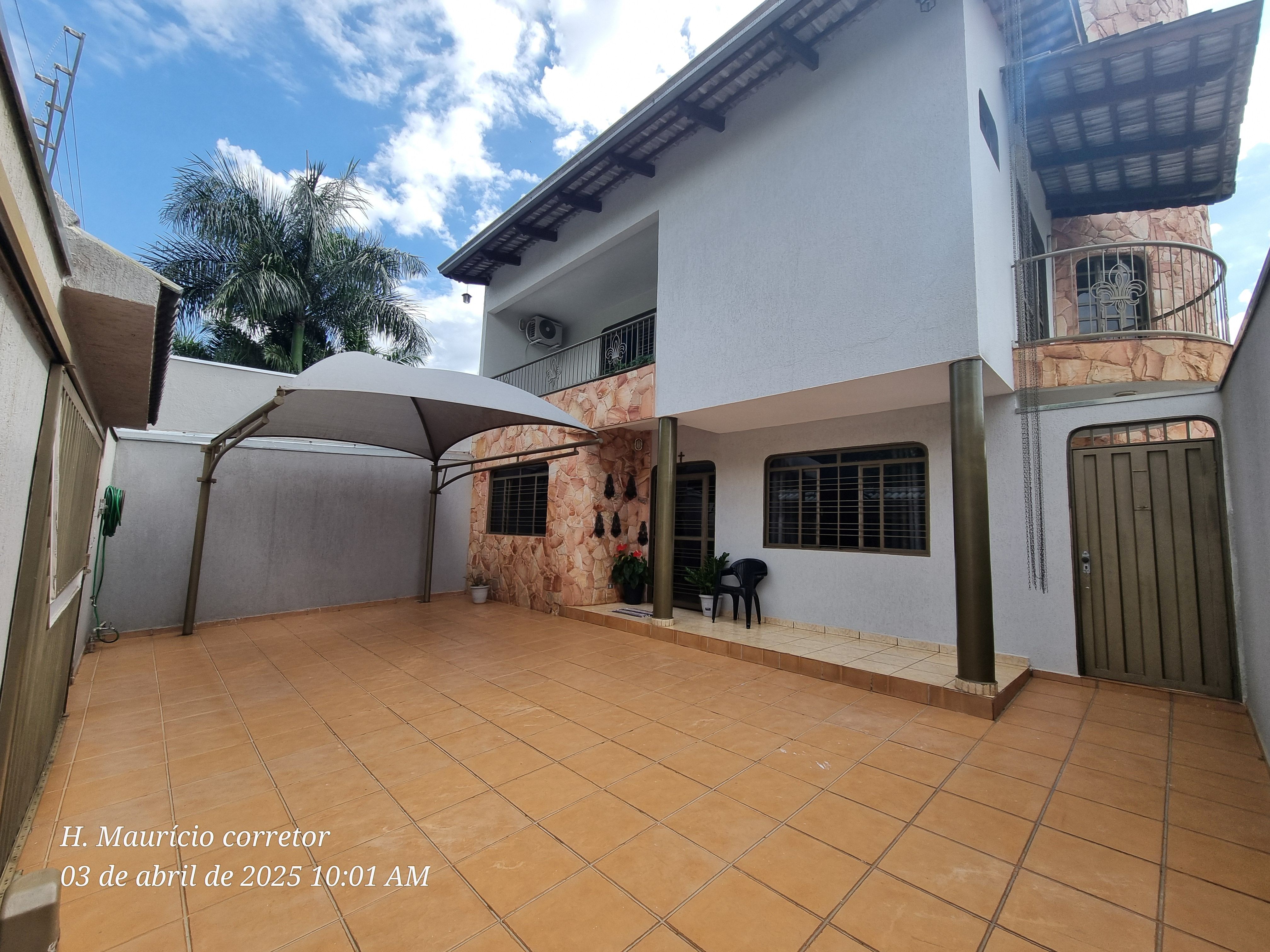 Imagem Sobrado com 4 Quartos à Venda, 250 m² em Setor Jaó - Goiânia