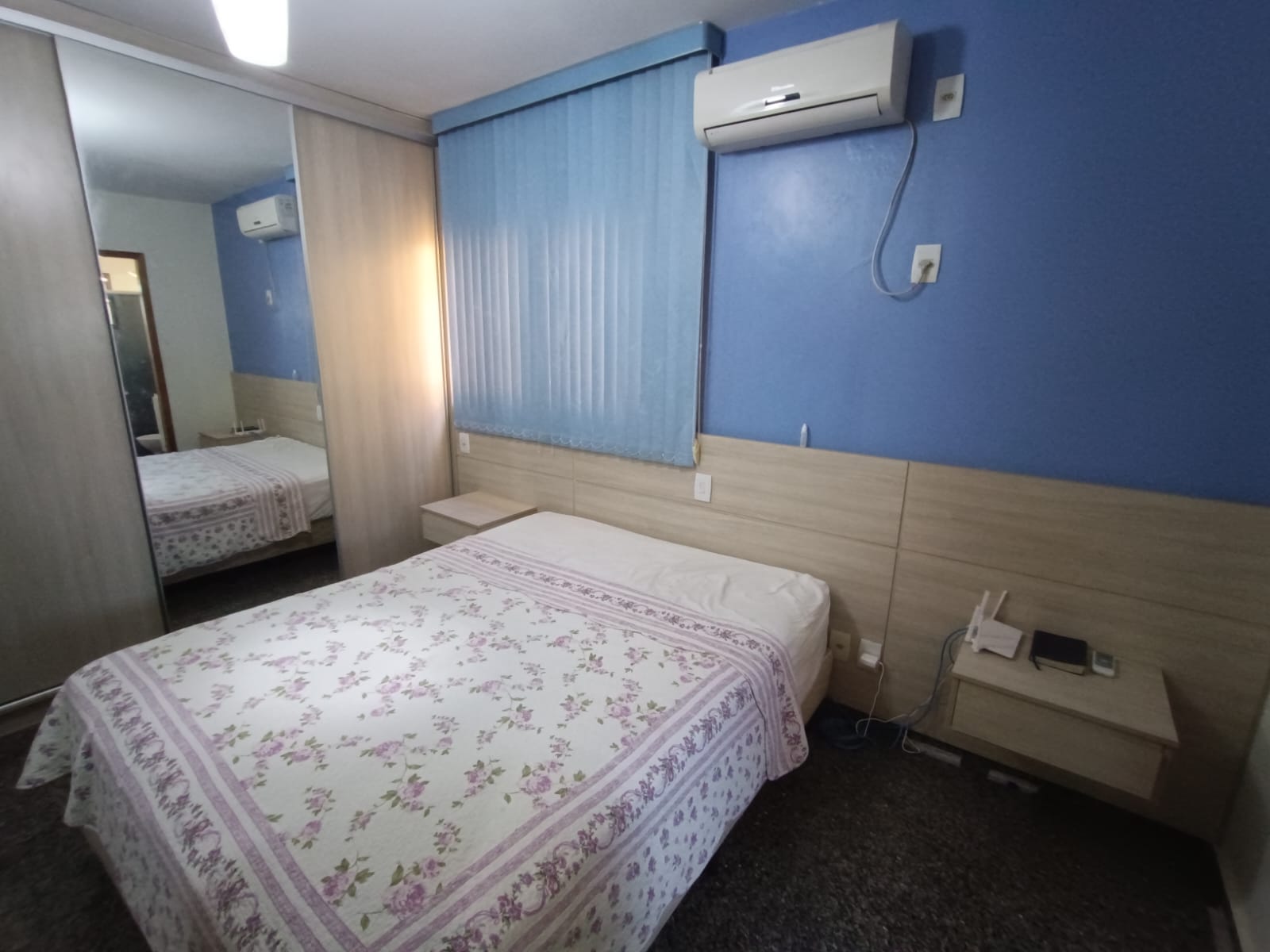 Imagem Casa de Condomínio com 3 Quartos à Venda, 383 m²em Sítios Santa Luzia - Aparecida de Goiânia Imagem Casa de Condomínio com 3 Quartos à Venda, 383 m²em Sítios Santa Luzia - Aparecida de Goiânia
