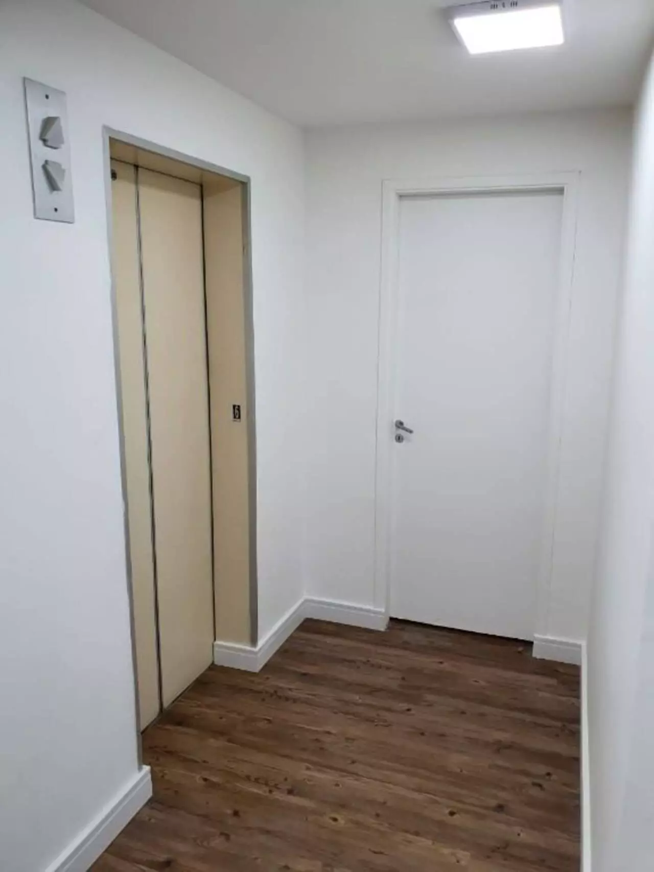 Imagem Sala Comercial à Venda ou Locação, 204 m² em Cidade Monções - São Paulo Imagem Sala Comercial à Venda ou Locação, 204 m² em Cidade Monções - São Paulo