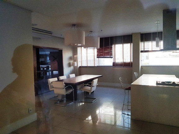 Imagem Apartamento com 3 Quartos à Venda, 123 m² em Icaraí - Niterói