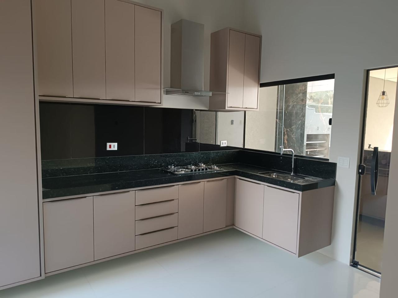 Imagem Casa com 3 Quartos à Venda, 118 m²em Vila Almeida - Campo Grande Imagem Casa com 3 Quartos à Venda, 118 m²em Vila Almeida - Campo Grande