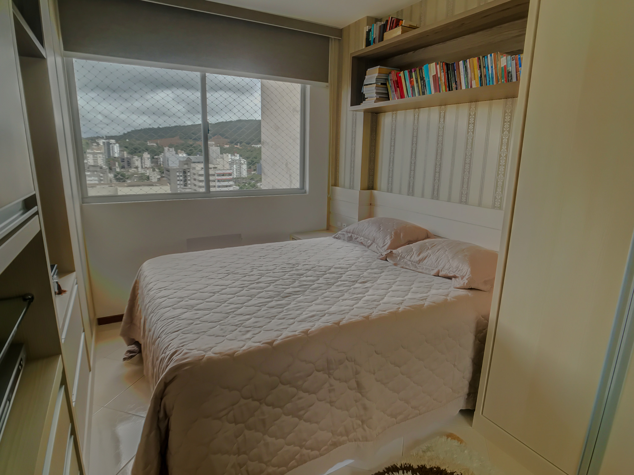 Imagem Apartamento com 2 Quartos à Venda, 76 m²em Centro - Criciúma