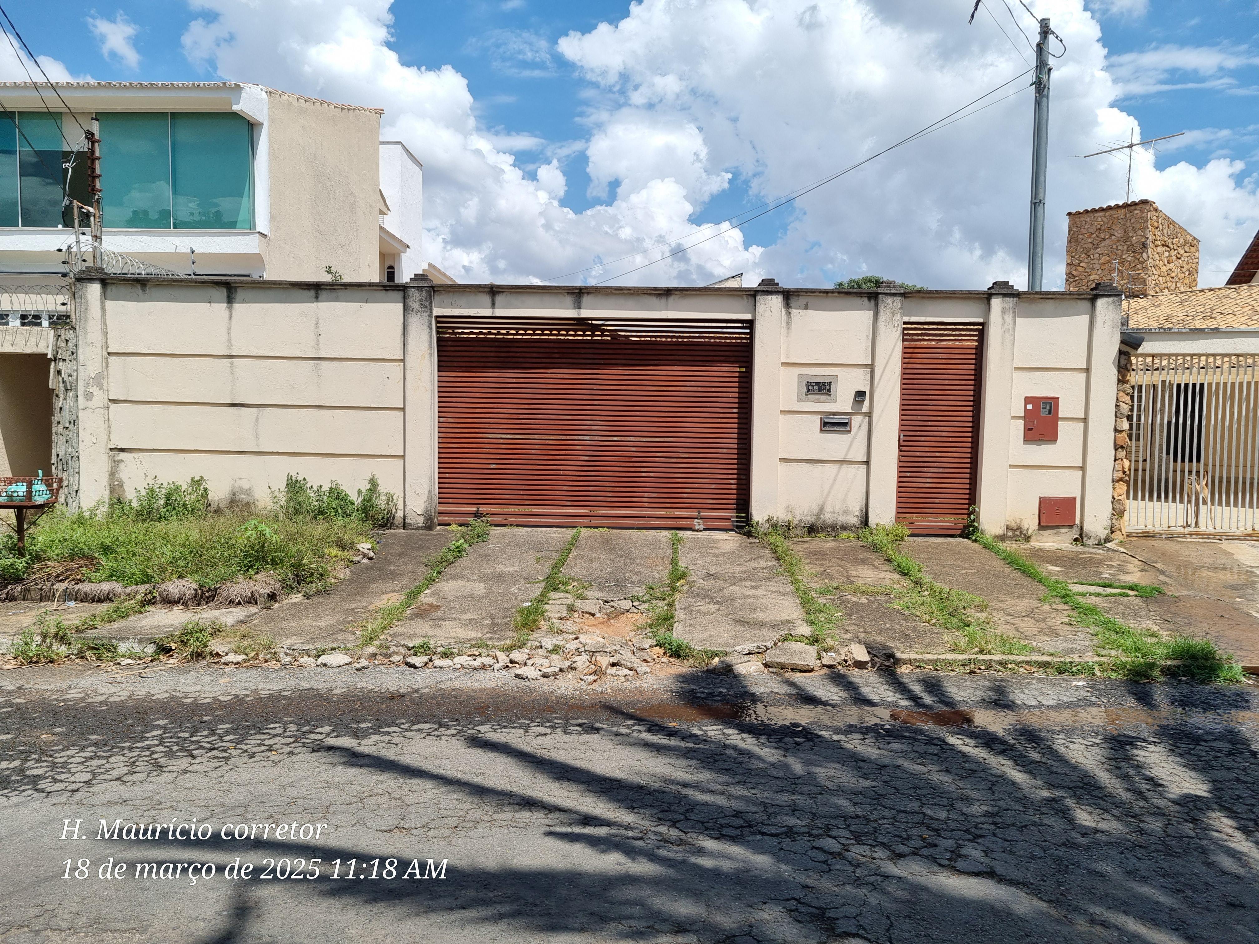 Casa com 2 Quartos à Venda, 191 m² em Setor Jaó - Goiânia