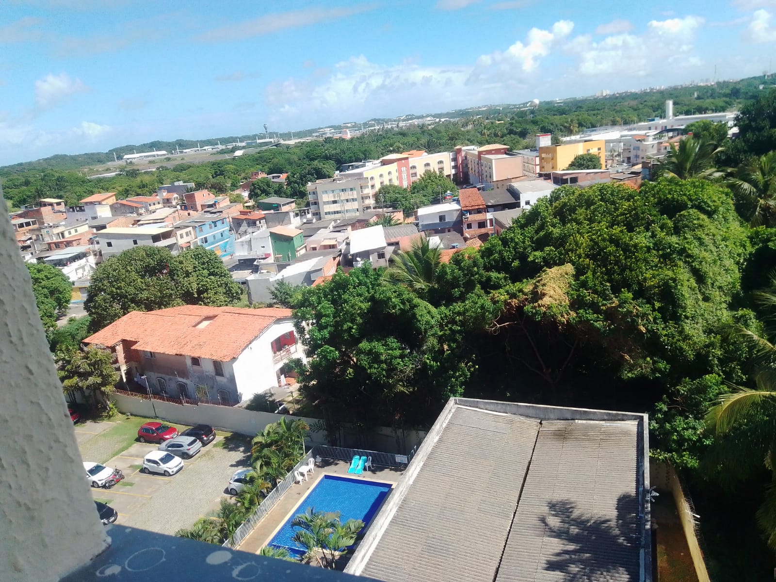 Imagem Apartamento com 2 Quartos à Venda, 80 m² em Centro - Lauro de Freitas