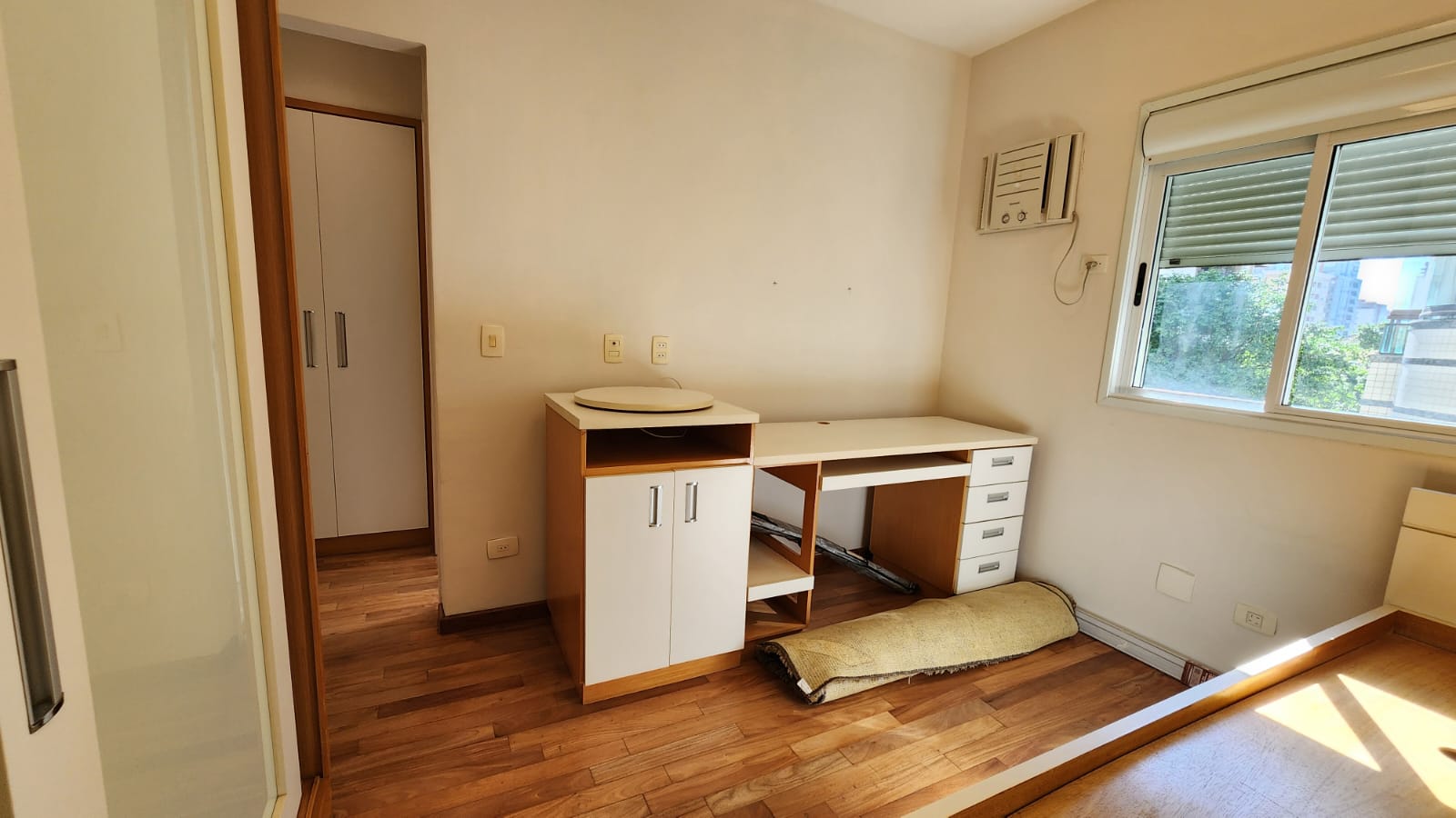Imagem Apartamento com 3 Quartos para Alugar, 160 m²em Boqueirão - Santos Imagem Apartamento com 3 Quartos para Alugar, 160 m²em Boqueirão - Santos