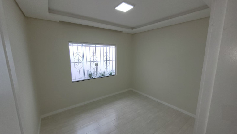 Imagem Casa com 3 Quartos à Venda, em Itaum - Joinville Imagem Casa com 3 Quartos à Venda, em Itaum - Joinville