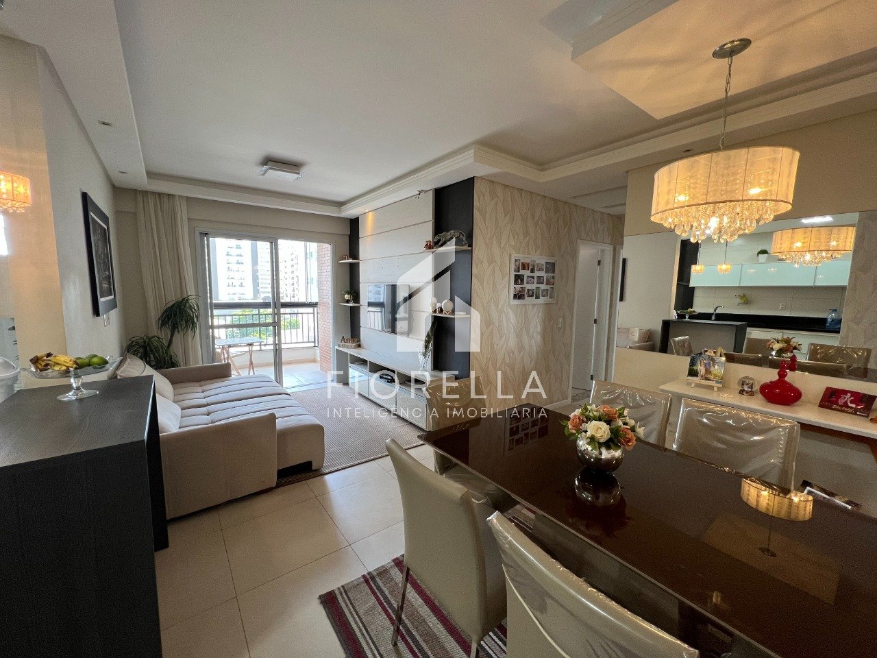 Imagem Apartamento com 2 Quartos à Venda, 74 m²em Kobrasol - São José