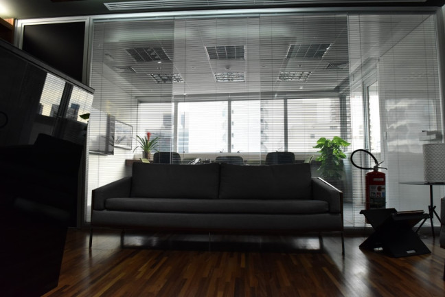 Imagem Sala Comercial à Venda ou Locação, 392 m² em Pinheiros - São Paulo Imagem Sala Comercial à Venda ou Locação, 392 m² em Pinheiros - São Paulo