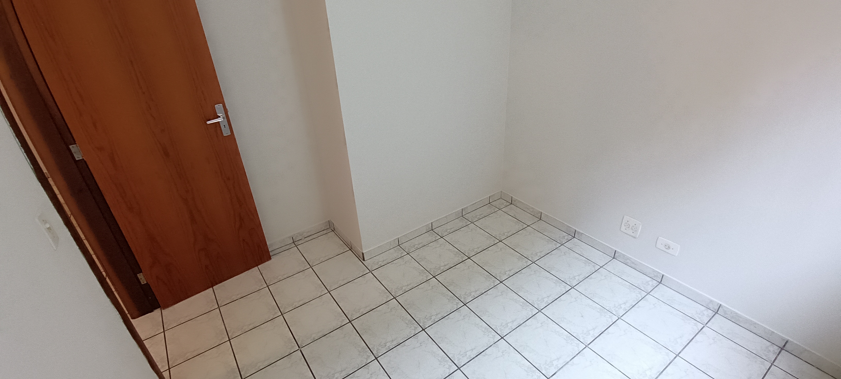 Imagem Apartamento com 1 Quarto para Alugar, 36 m²em Centro - Curitiba
