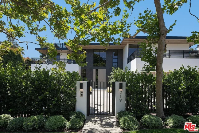 Imagem Casa de Condomínio com 7 Quartos à Venda, 982 m²em Alphaville Residencial Um - Barueri