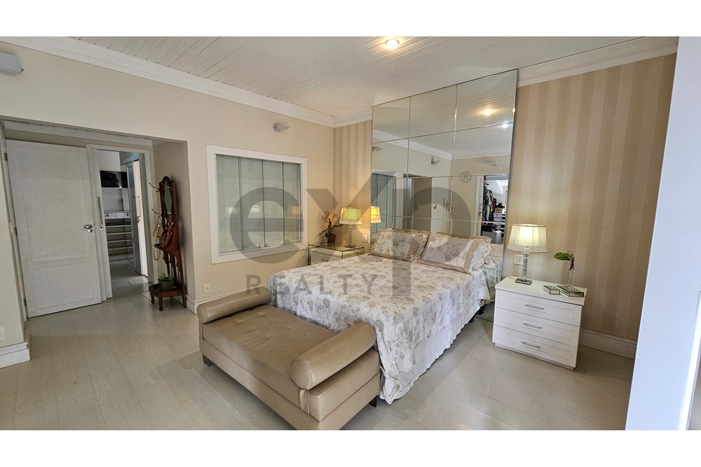 Imagem Casa de Condomínio com 4 Quartos à Venda, 285 m² em Itaipava - Petrópolis