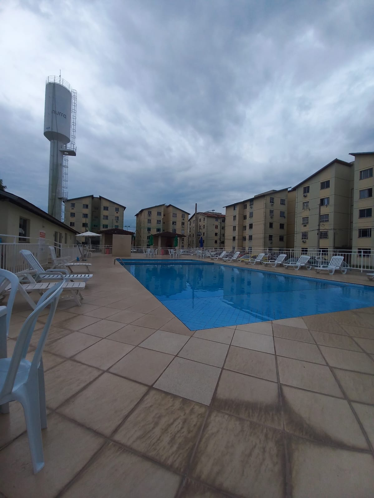 Imagem Apartamento com 2 Quartos à Venda, 45 m² em Inhoaíba - Rio de Janeiro